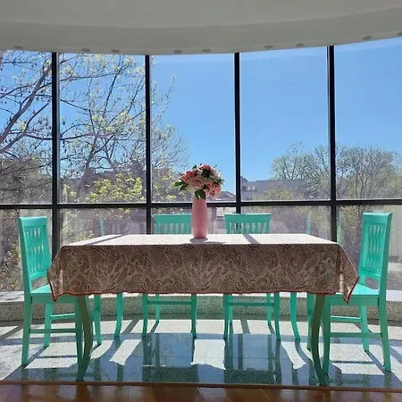 Prime 2bdr At Arc De Triumph