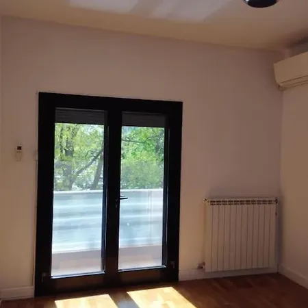 Prime 2bdr At Arc De Triumph * Бухарест