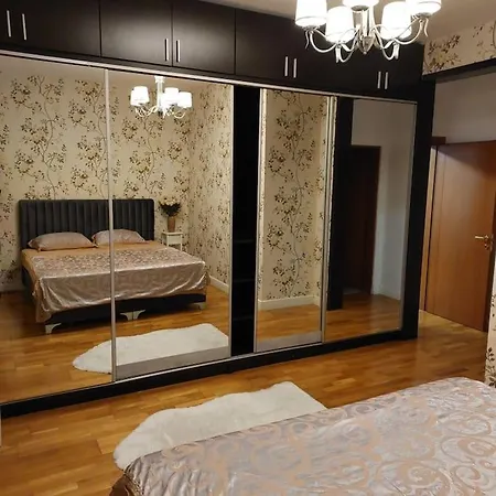 Prime 2bdr At Arc De Triumph Apartment *