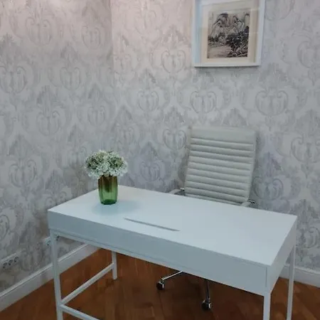 Prime 2bdr At Arc De Triumph